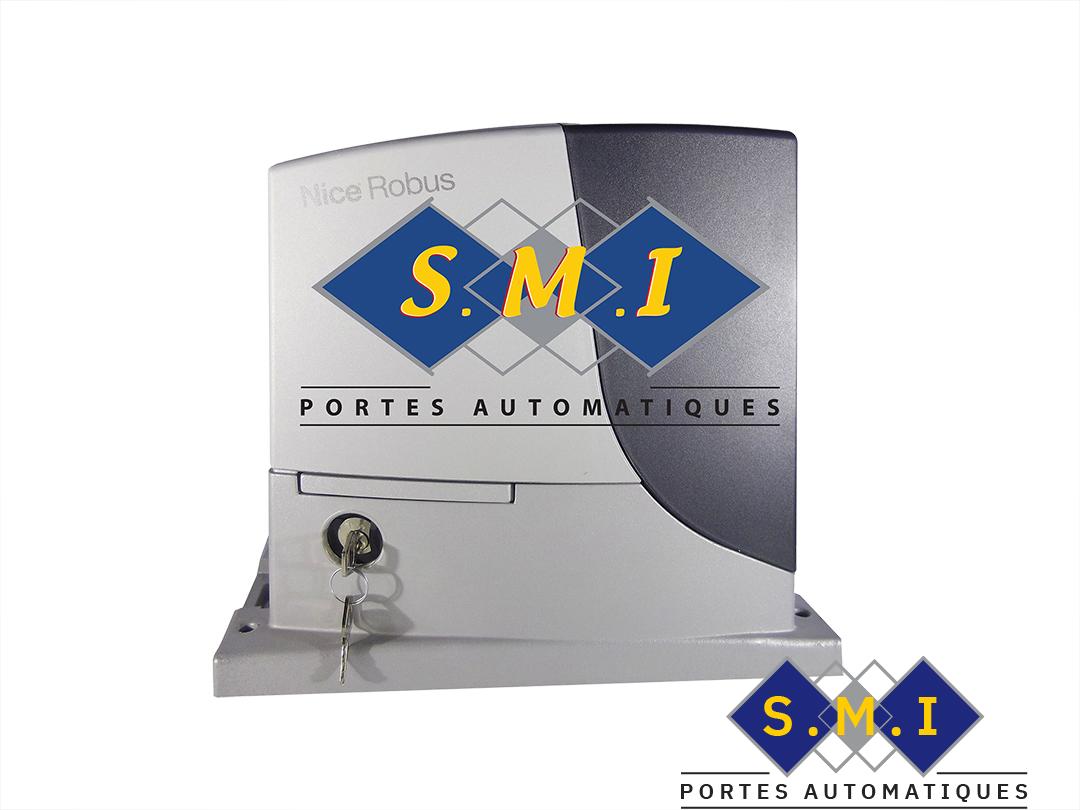 Motorisation pour porte pesant jusqu’à 600 kg. Motorisation pour porte pesant jusqu’à 600 kg.