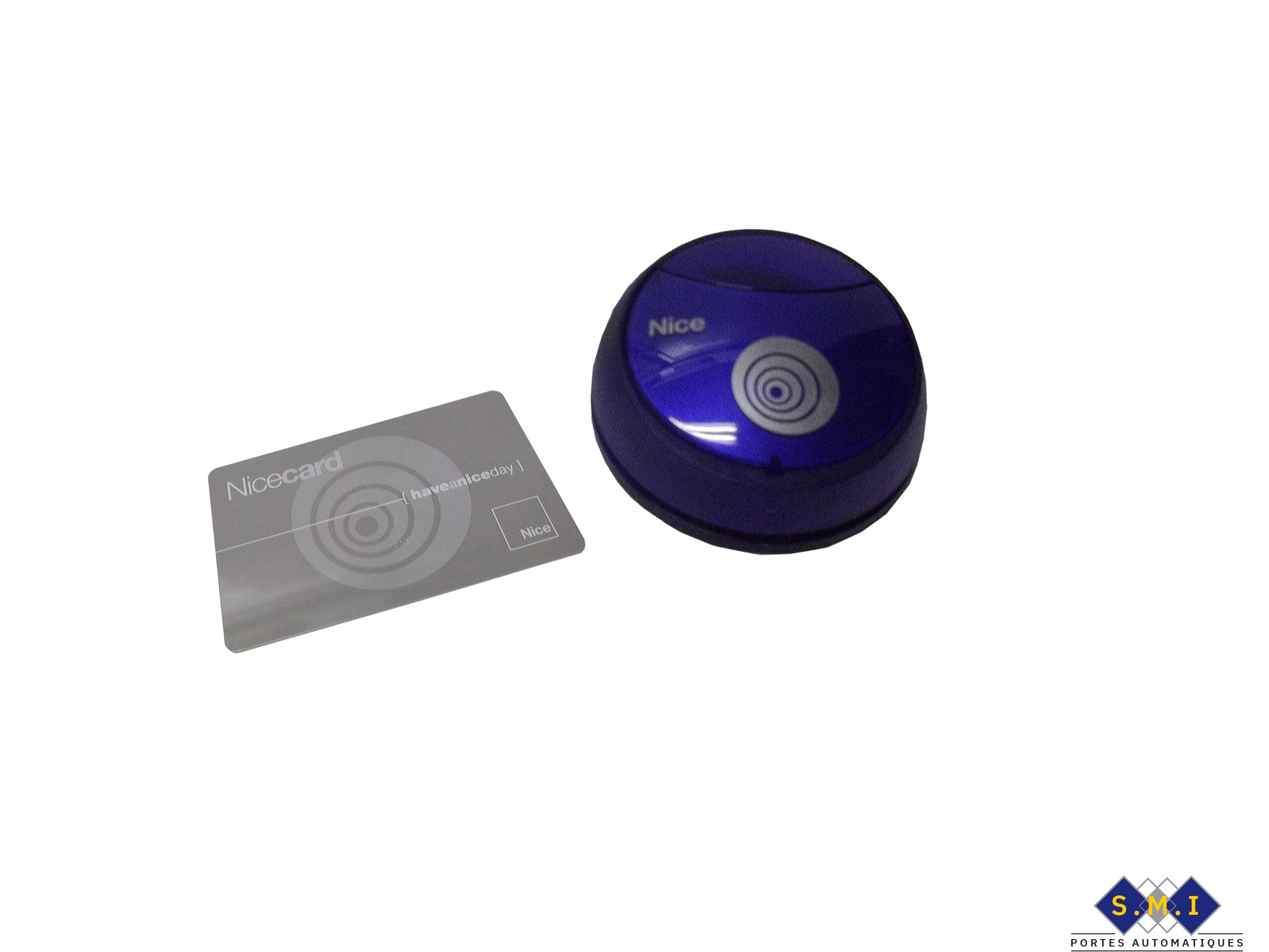 Carte de proximité + lecteur Carte de proximité + lecteur